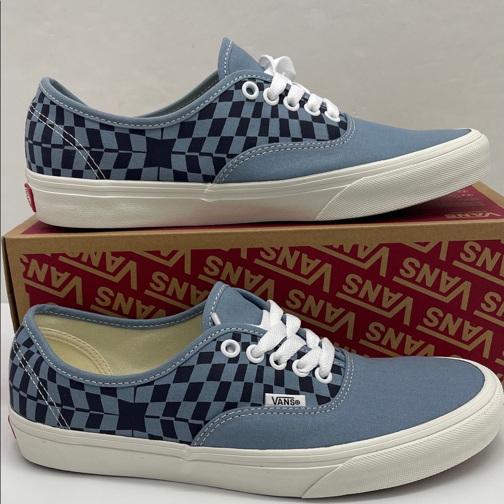 Vans • WMNS Authentic WACK DBLUE
VN000D7Y BLU Sneakers